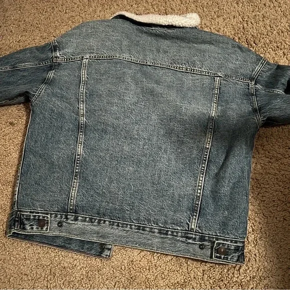 {Offline by Aerie} fleece lined denim jacket - Picture 5 of 7